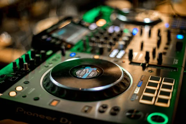 DJ Controller