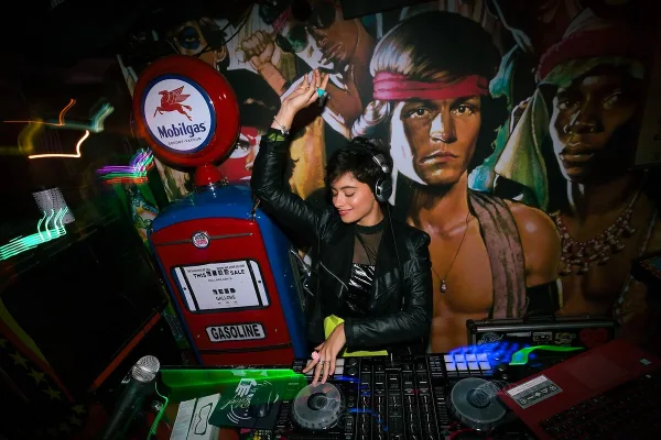 Roland Rhythm Machine