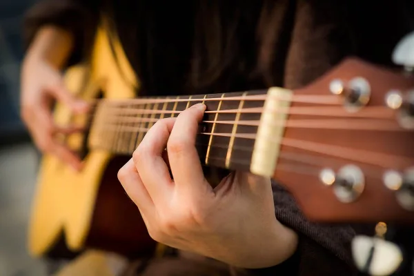 Mic Acoustic Guitar