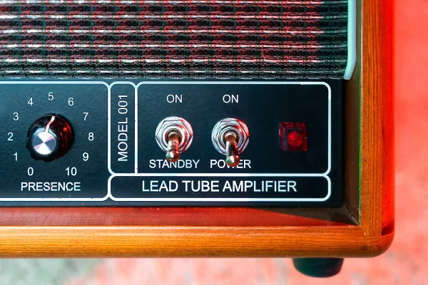 Qsc Audio Amp