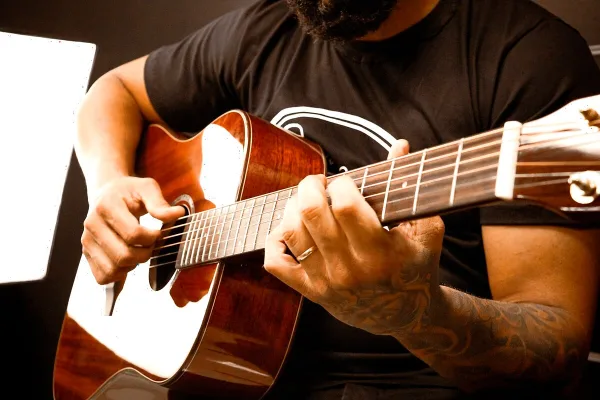 Types of Gibson Guitars