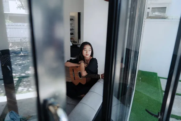 Guitars Head
