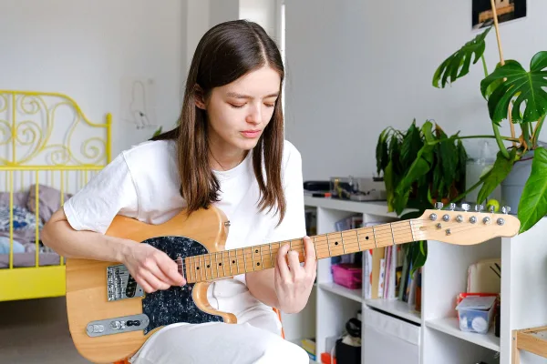 Bass with Humbucker Pickups