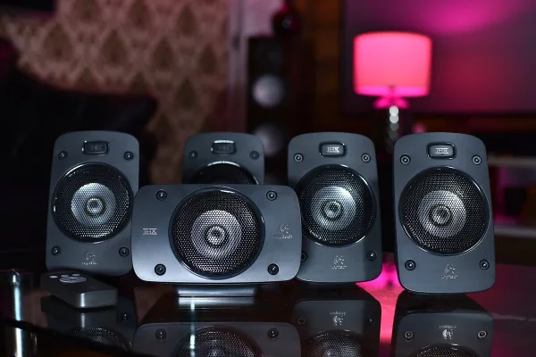 Amplifier for Speaker