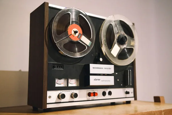 British Bluetooth Speaker