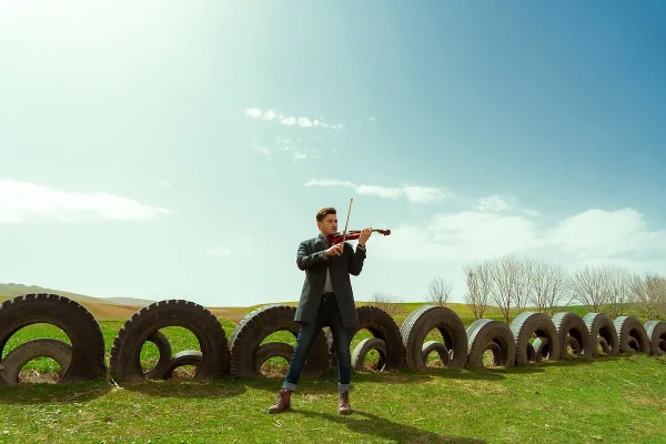 Primavera Violin