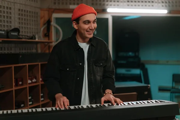 Full Key Piano