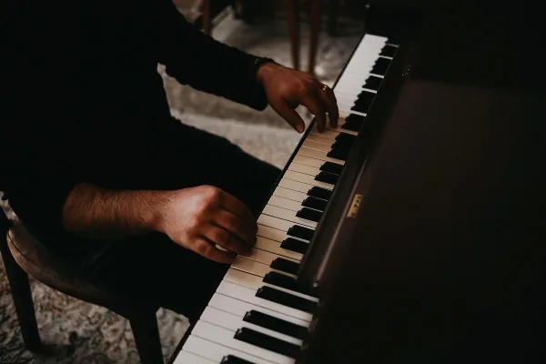 Korg Pianos