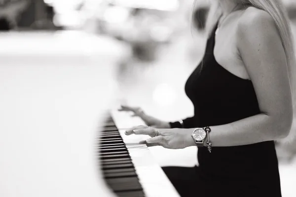 Piano Synthesizer