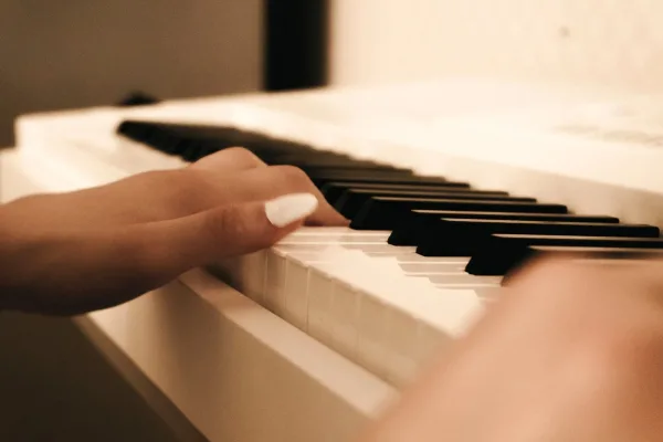 Selling Piano
