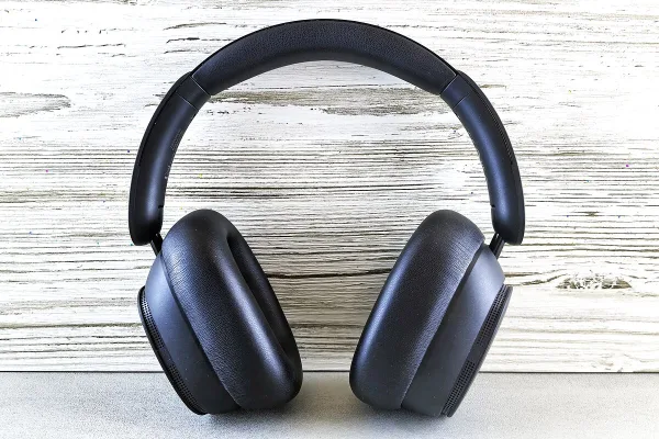 Noise Cancelling Headphones