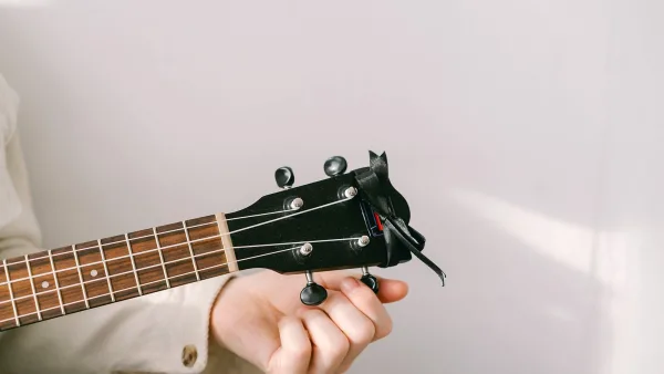 How to Tune a Guitar With a Tuner
