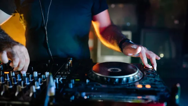 A Beginner's Guide to House Music