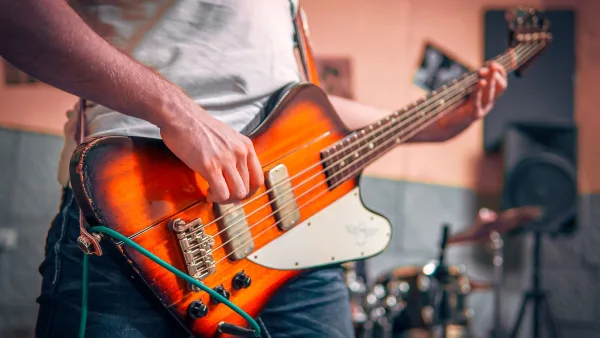 A Guide to Rickenbacker Electric Bass Guitar