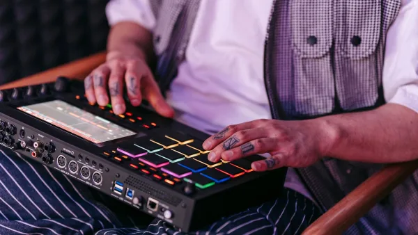 Akai: A Complete Buyer's Guide