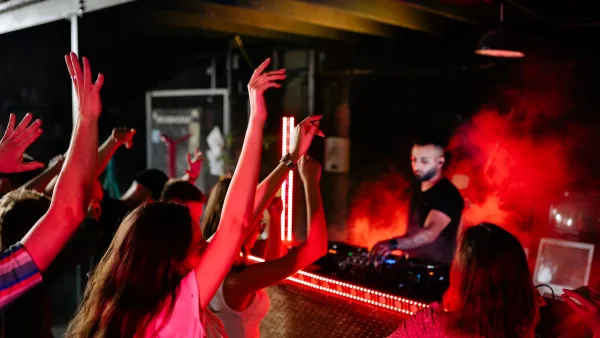 Denon Dj: A Complete Buyer's Guide