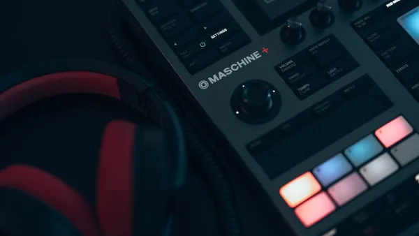 Dj Decks: A Complete Buyer's Guide