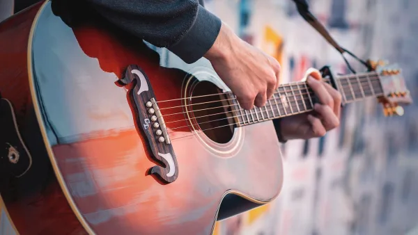 Epiphone J 200 Explained: Features, Types and Tips