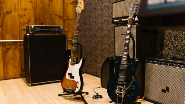 Epiphone Les Paul: A Complete Buyer's Guide