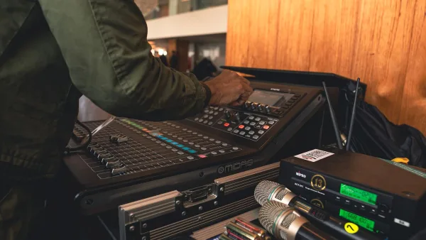 Everything You Need to Know About Behringer Xr18