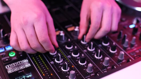 Everything You Need to Know About Dj Booth