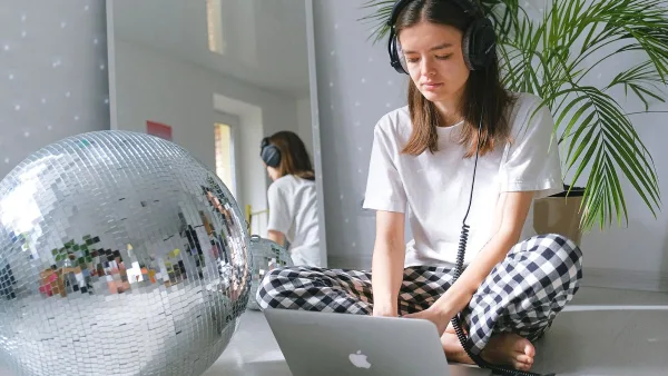 Future House for Newcomers: Where to Start