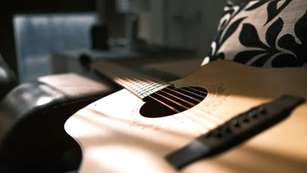 Gibson Sj 200 Guitar: A Complete Buyer's Guide