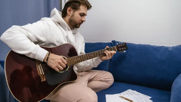 Gibson Sj 200 Guitar for Beginners: A Complete Guide