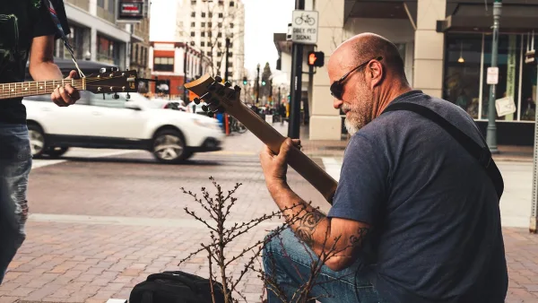 Headless Guitar: A Complete Buyer's Guide