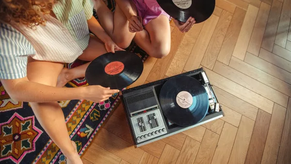How to Set Up and Use Vinyl Record Cleaner Machine