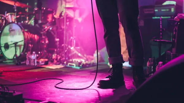 Marshall Amp Explained: Features, Types and Tips
