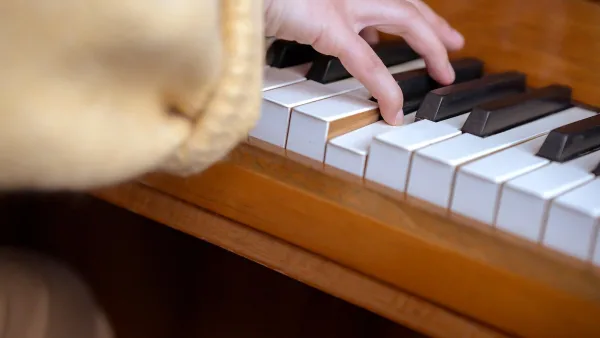 Melodica for Beginners: A Complete Guide