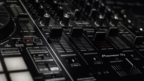 Numark Dj Controller for Beginners: A Complete Guide