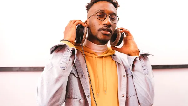 Nura Headphones: A Complete Buyer's Guide