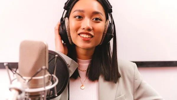 Podcast Equipment for Beginners: A Complete Guide