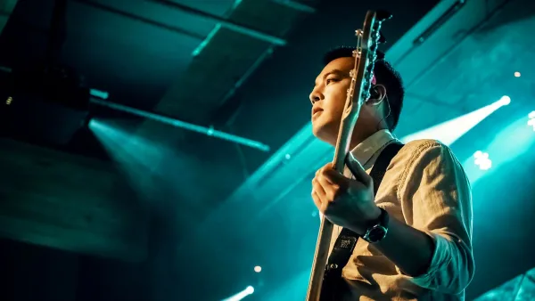 Rickenbacker Bass: A Complete Buyer's Guide