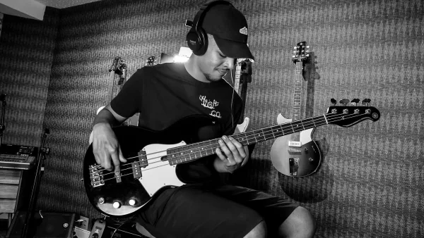 Rickenbacker Bass for Beginners: A Complete Guide