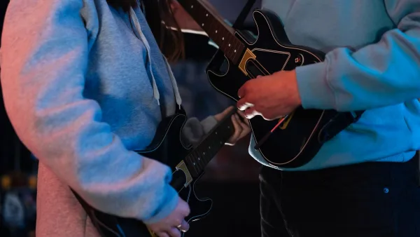 Schecter: A Complete Buyer's Guide