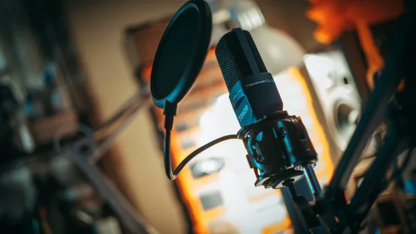 Singing Mic: A Complete Buyer's Guide