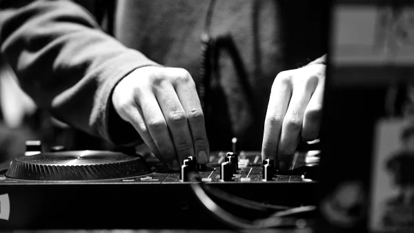 Slipmats Explained: Features, Types and Tips