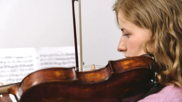 String Instruments Viola: A Complete Buyer's Guide
