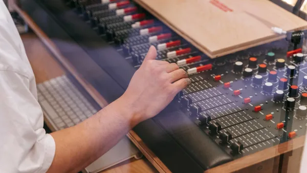 Studio Desk: A Complete Buyer's Guide