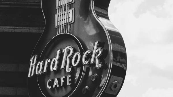Superstrat: A Complete Buyer's Guide
