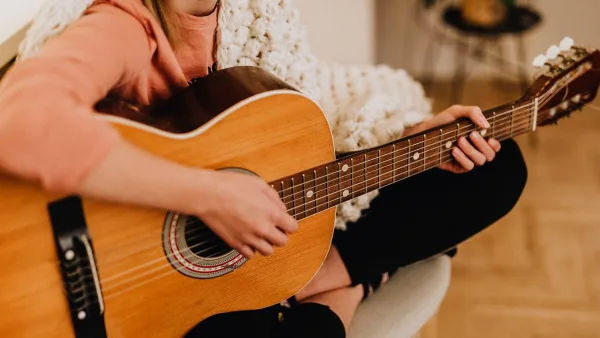 Taylor Swift Guitars for Beginners: A Complete Guide