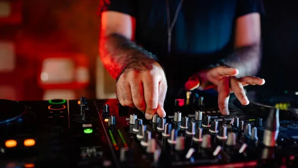 The Best Behringer Xr18s for the Money