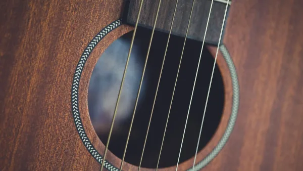 The Best Gibson Guitars for the Money