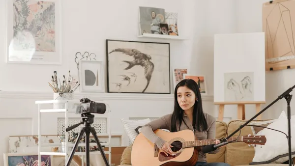 The Best Left Handed Acoustic Guitars for the Money