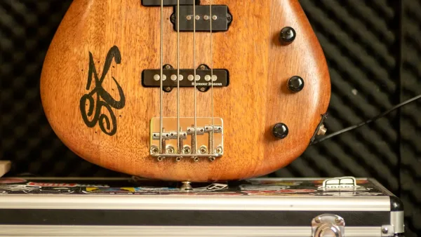The Best Rickenbacker Electric Bass Guitars for the Money