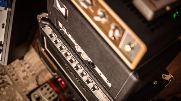 The Ultimate Guide to Blues Junior Amp