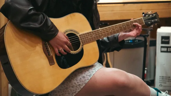 The Ultimate Guide to Gibson J45